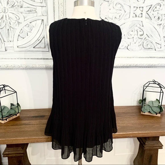 Club Monaco Pleated Georgette Swing Top in Black - Picture 8 of 8